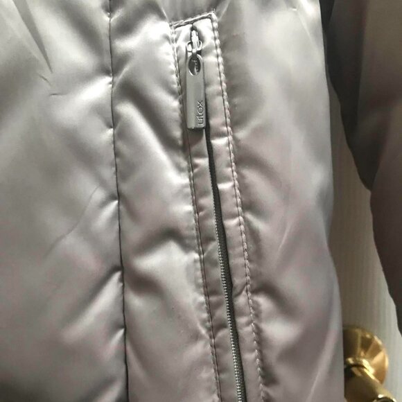 Gorgeous Utex Champagne Silver Goose Down Puffer Coat - Picture 5 of 12